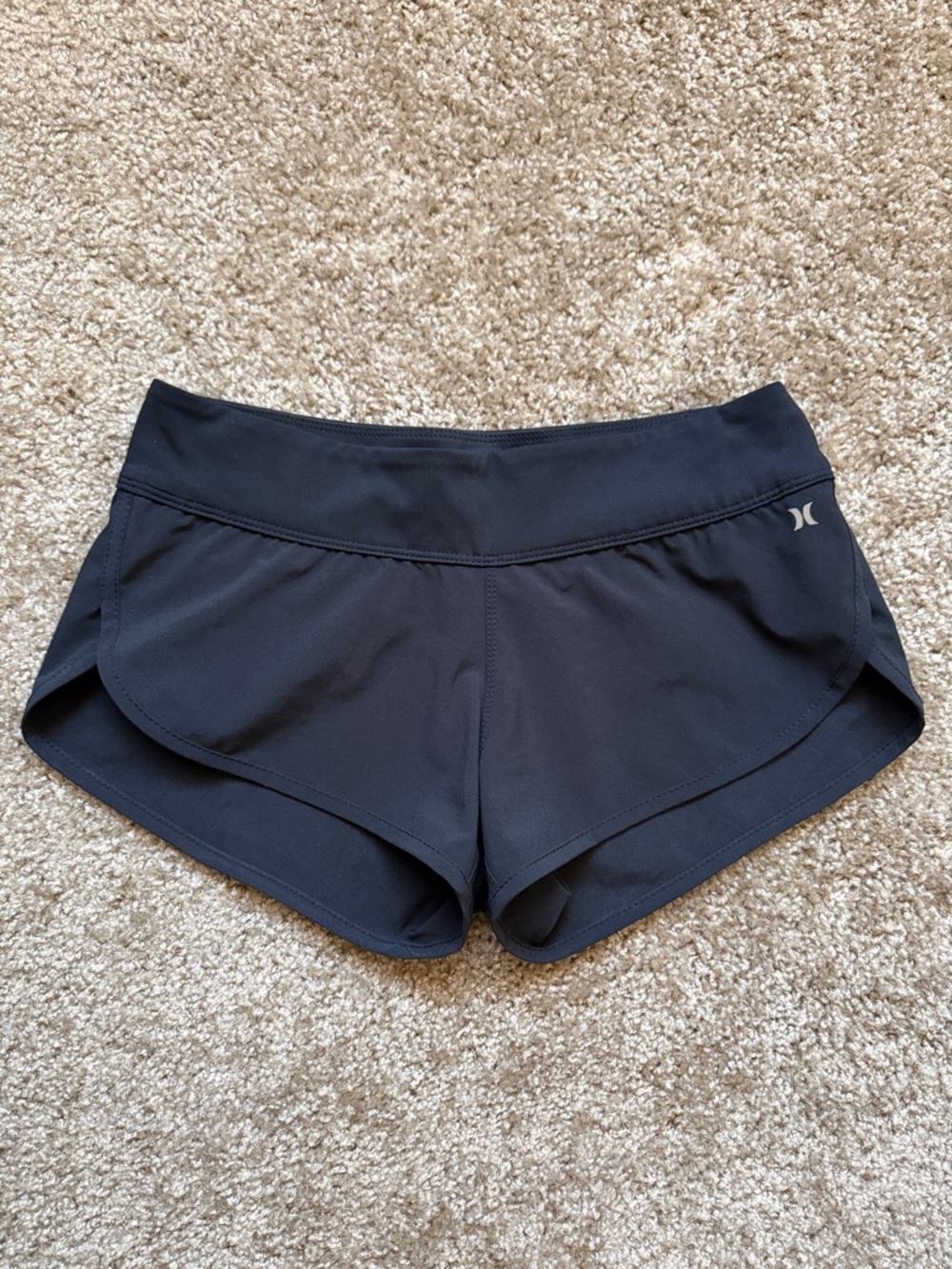 Hurley women’s phantom black swim shorts small like new
